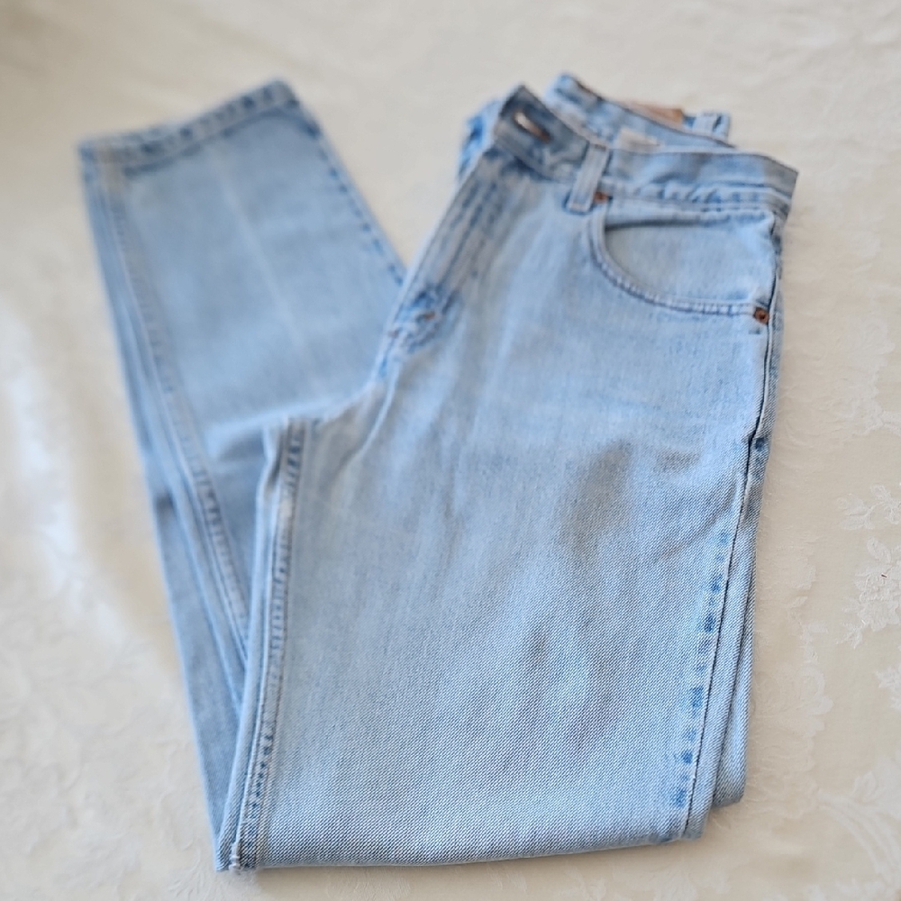 Y2K Levi's Classic Blue Denim Jeans